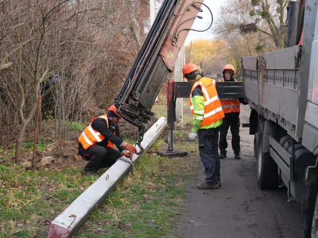 Нові підстанції та сотні опор: на Харківщині триває реконструкція електромереж