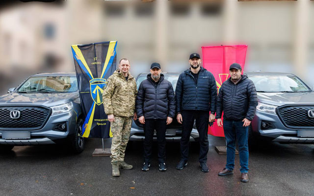 57-я бригада получила три пикапа от ХОВА и Волчанской громады