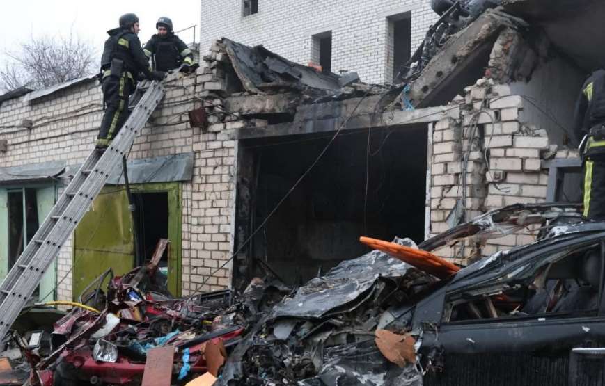 Полиция опубликовала фото и подробности взрыва в Шевченковском районе