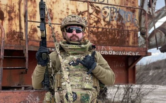 Артилерія, міномети та 3 км із пораненням: харківський поліцейський місяць утримував позицію на лінію фронту