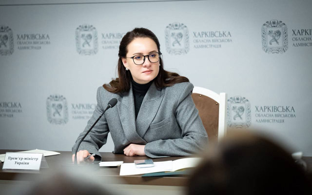 Кабмін виділив понад 4,06 млрд грн на підтримку прифронтових громад і доріг після виїзного засідання в Харкові (фото)