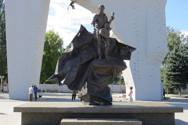 Пам’ятник Висоцькому