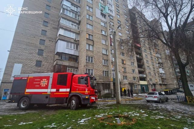В Харькове горел 14-этажный дом: есть жертвы (фото)