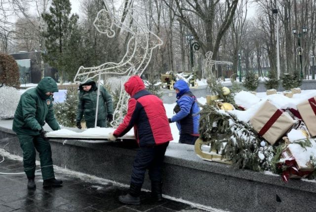 Демонтаж декорацій