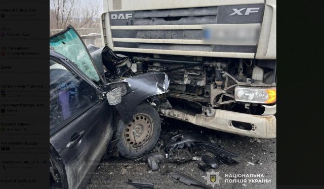 В Харьковской области столкнулись Subaru и грузовик: погибла 69-летняя женщина (фото)