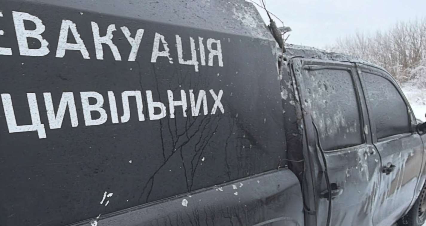 Телеведущий и волонтер Денис Христов ранен дроном РФ в Харьковской области