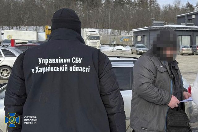 9 тысяч долларов за вторую группу: в Харькове раскрыли схему уклонения от мобилизации