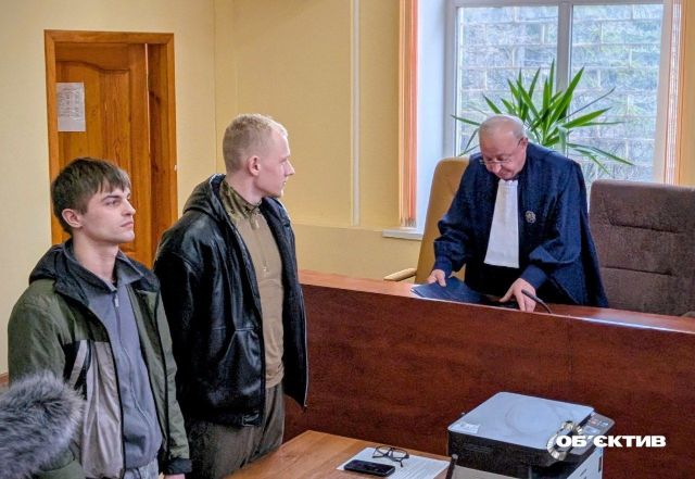 Мітинг у балаклавах та відмова суду: як у Харкові розглядали прохання військового визнати його з партнером сімʼєю (фото)