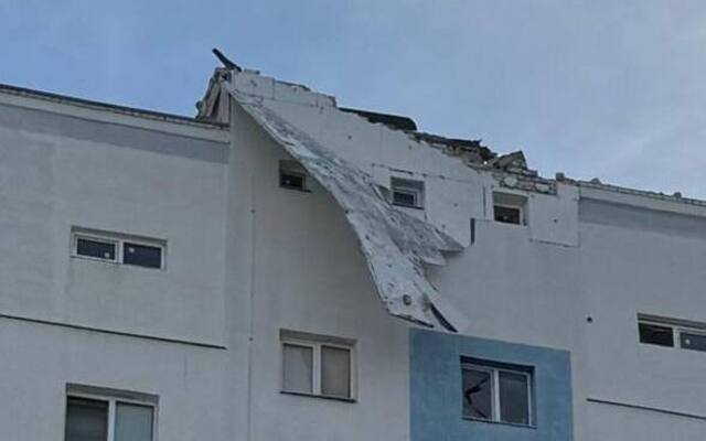 Опубліковано момент влучання реактивного дрона в багатоповерхівку в Харкові (відео)