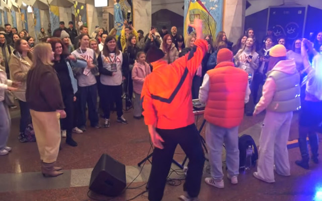 У харківському метро влаштували дискотеку (відео)