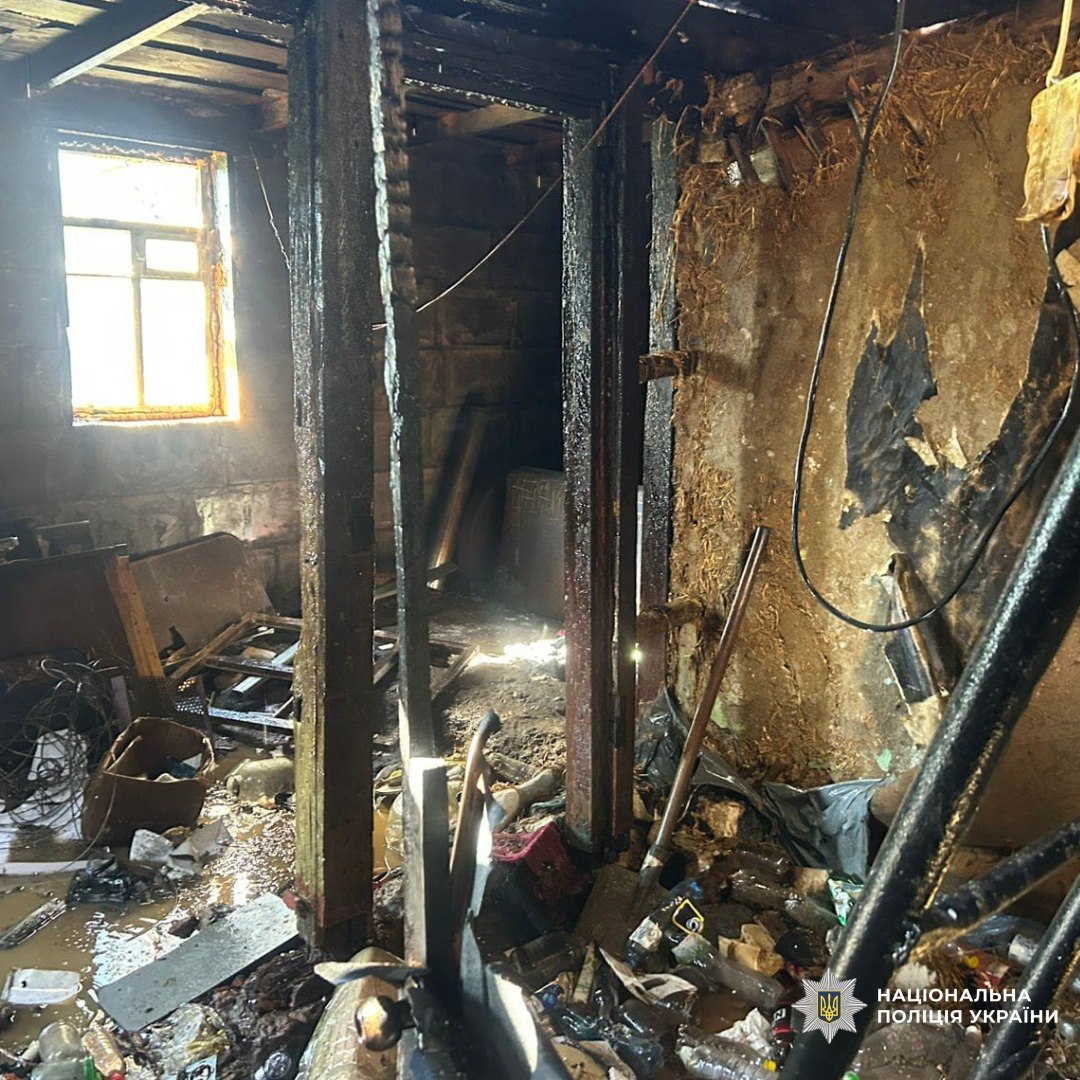 В Песочине мужчина из ревности сжег дом возлюбленной (фото)