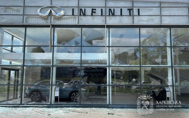 Удары по заправкам в Харькове: трое пострадавших и поврежденный автосалон