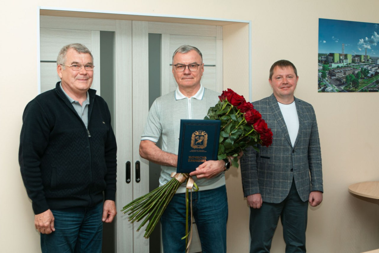 Гендиректора "Укрэнергомашин" Виктора Субботина наградили почетной грамотой ХОВА
