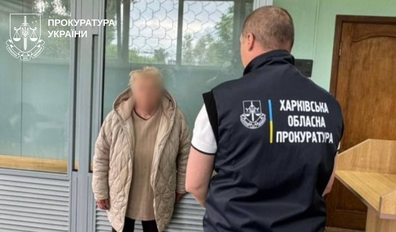 Подозреваемая и сотрудник прокуратуры