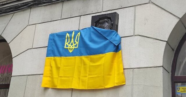 На харківських школах встановлять меморіальні дошки на честь загиблих випускників: список