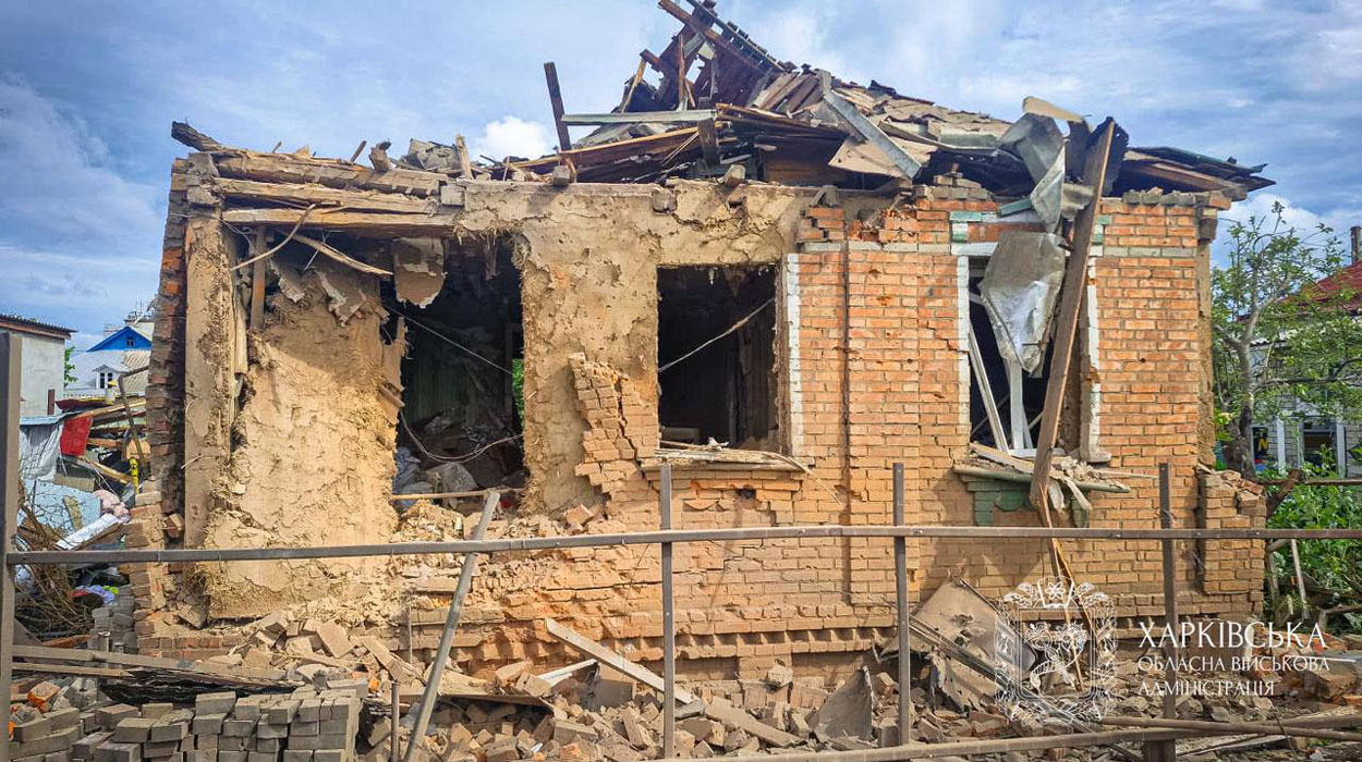 Удар БПЛА «Бандероль» по Слобідському району: один загиблий і дев’ять поранених, серед них — діти
