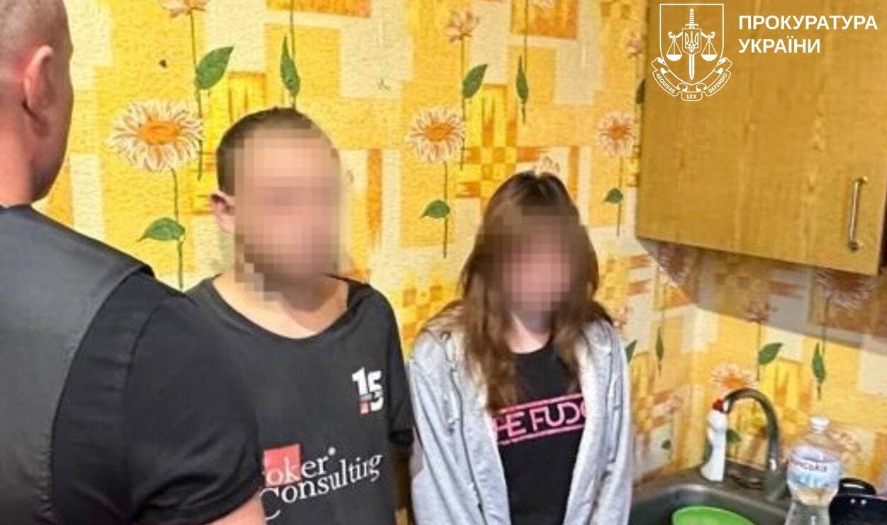15-летняя харьковчанка и ее сожитель хотели отравить военных на благотоворительной вечеринке