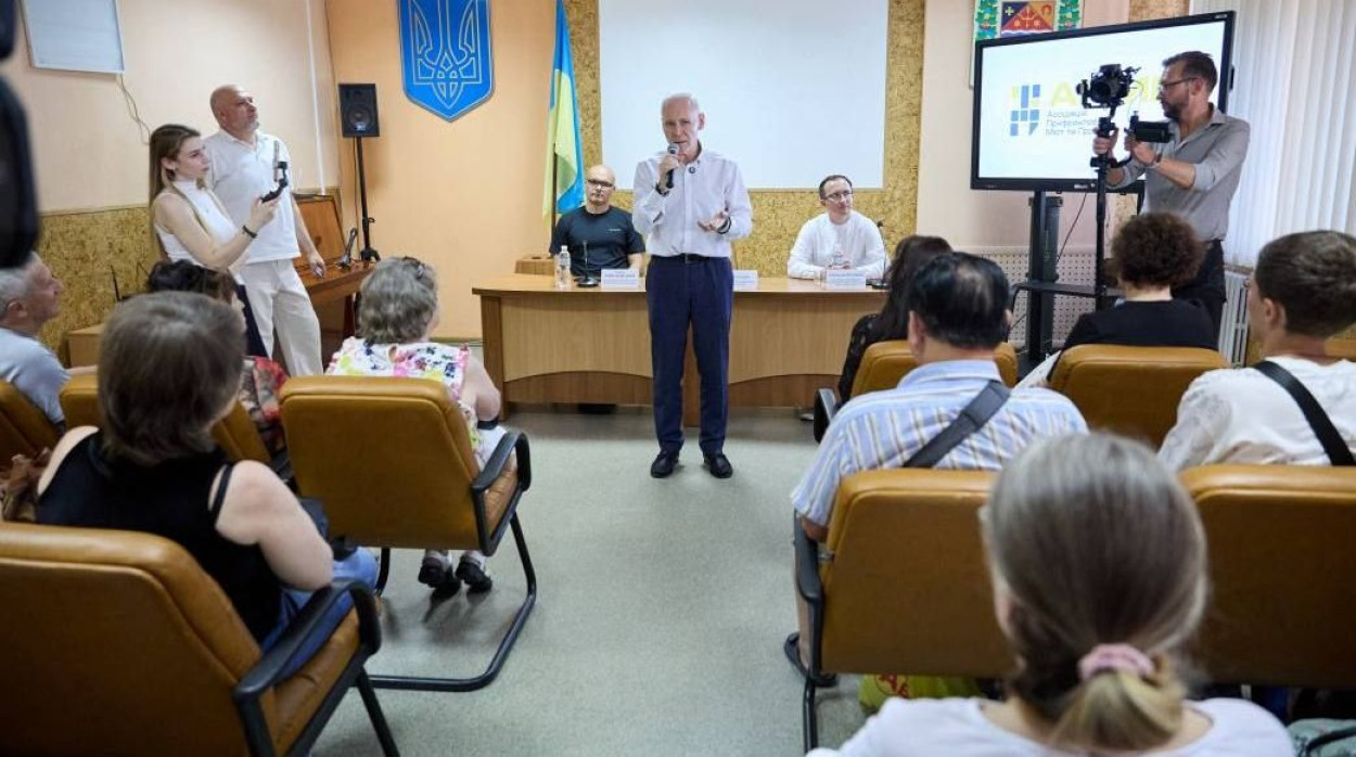 Терехов предложил строить дома для людей, потерявших жилье во время войны