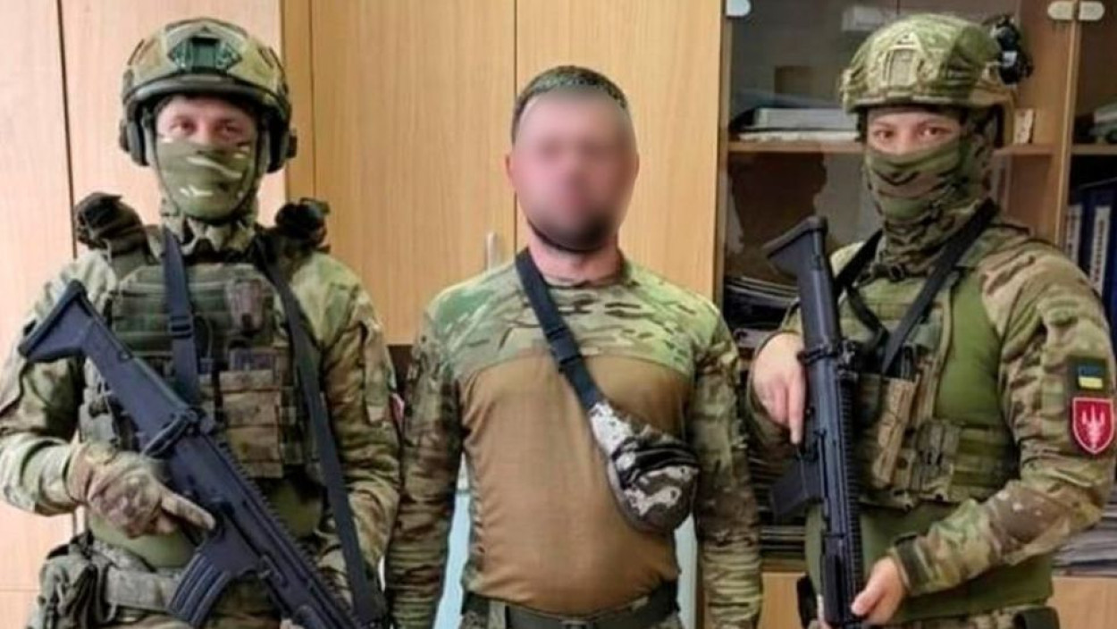 В Харькове военный угрожал врачу гранатой (фото)