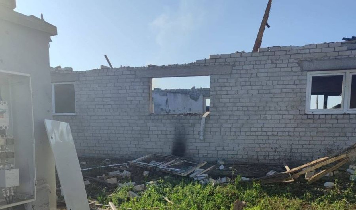 РФ дронами атакувала ферму в Харківській області: поранено корови