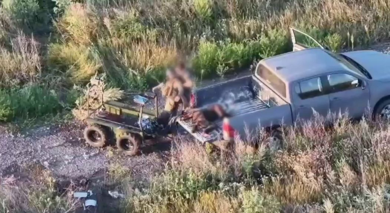 Командир врятував двох поранених бійців у Харківській області (відео)