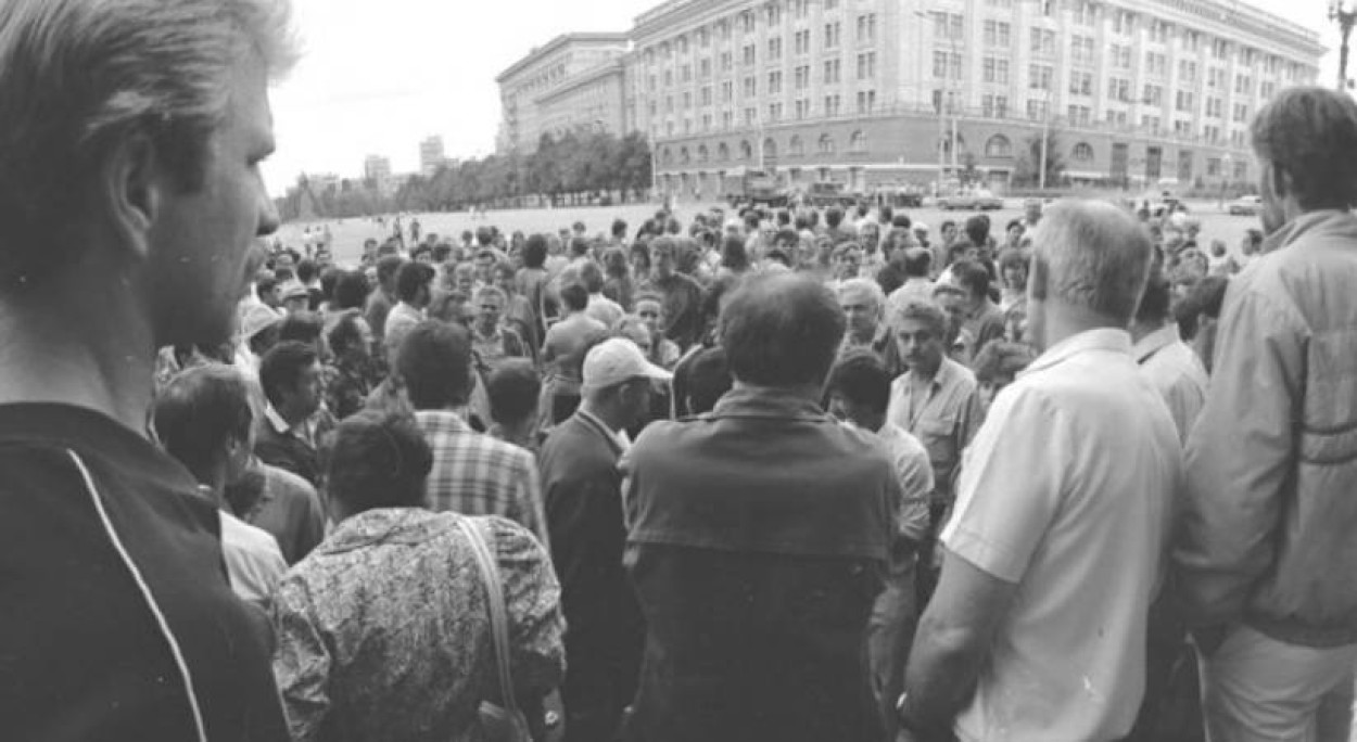 Ключ от обкома. Как Харьков прожил пять дней, после которых Украина стала независимой