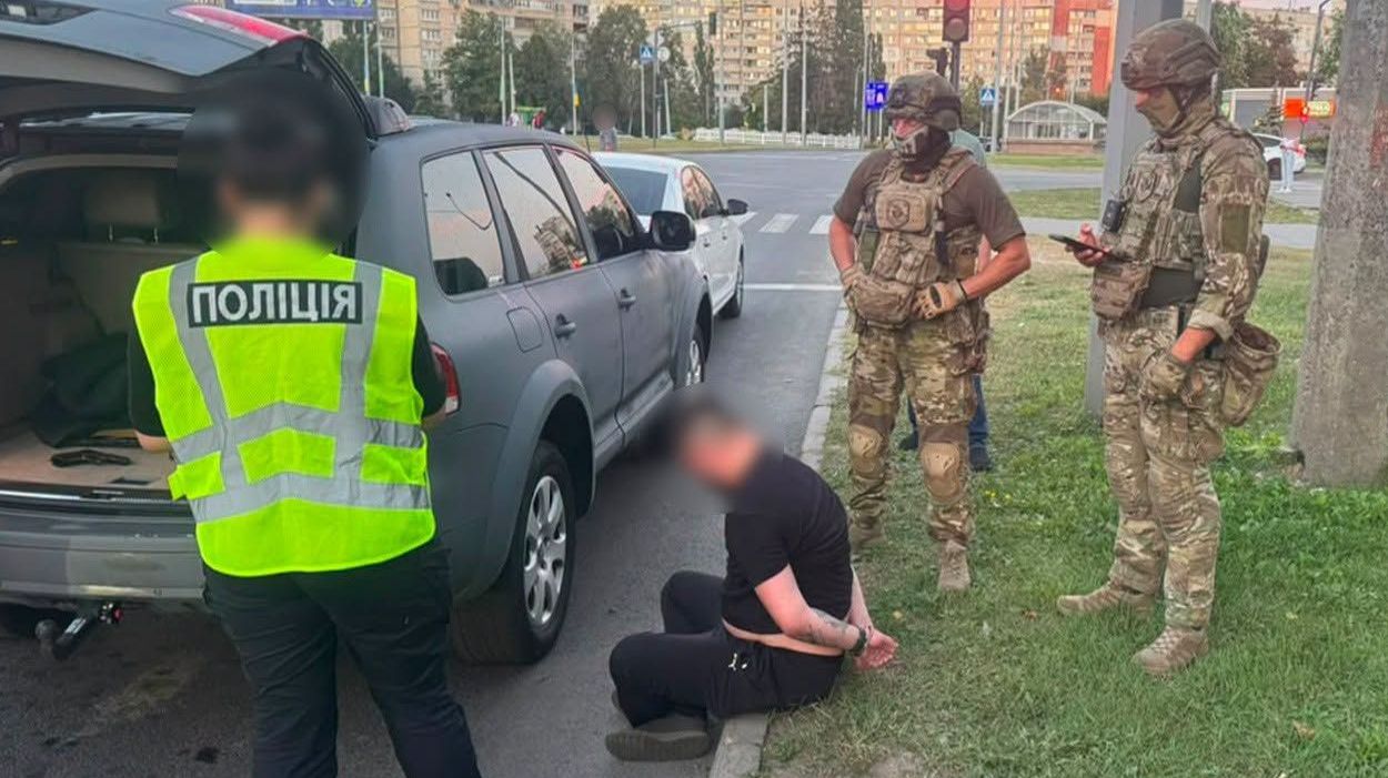 В Харьковской области военный предлагал за 20 тысяч долларов уклонение от мобилизации