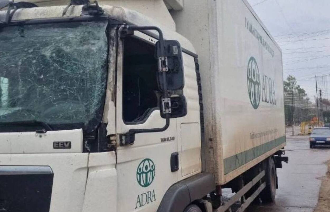 РФ ударила по машине во время раздачи гуманитарной помощи