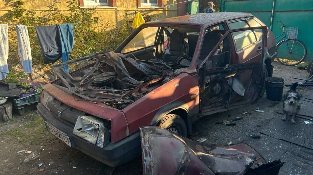 Россияне продолжают терроризировать громаду недалеко от Харькова (фото)