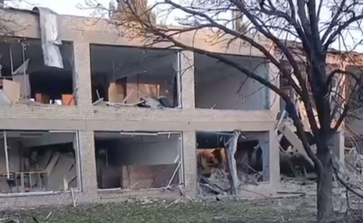 Росіяни завдали масованого удару по громаді в Харківській області: частина жителів – без світла