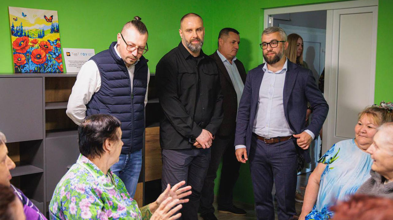 Харьковскую область с визитом посетил министр Виталий Безгин