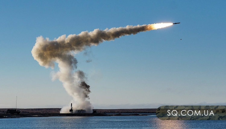 Повітряні сили розказали єдиний метод боротьби з ракетами С-300, які летять по Харкову
