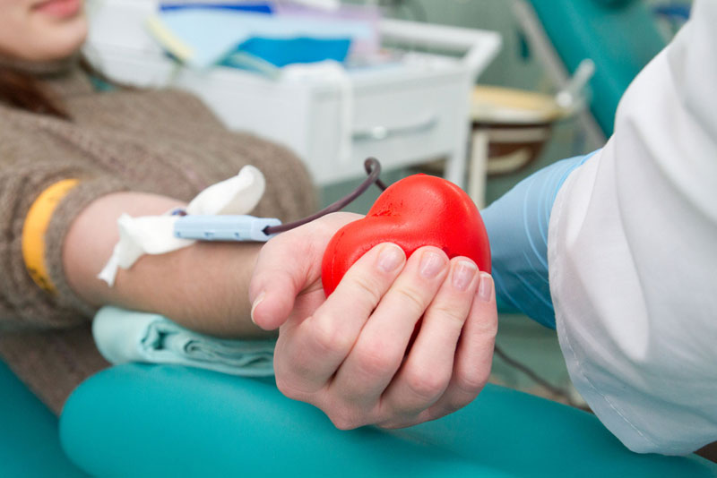 У Харкові - гостра нестача донорської крові з негативним резусом