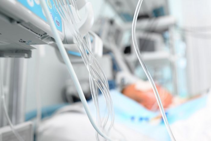 Скандал в облздраве: из районных больниц планировали забрать аппараты ИВЛ