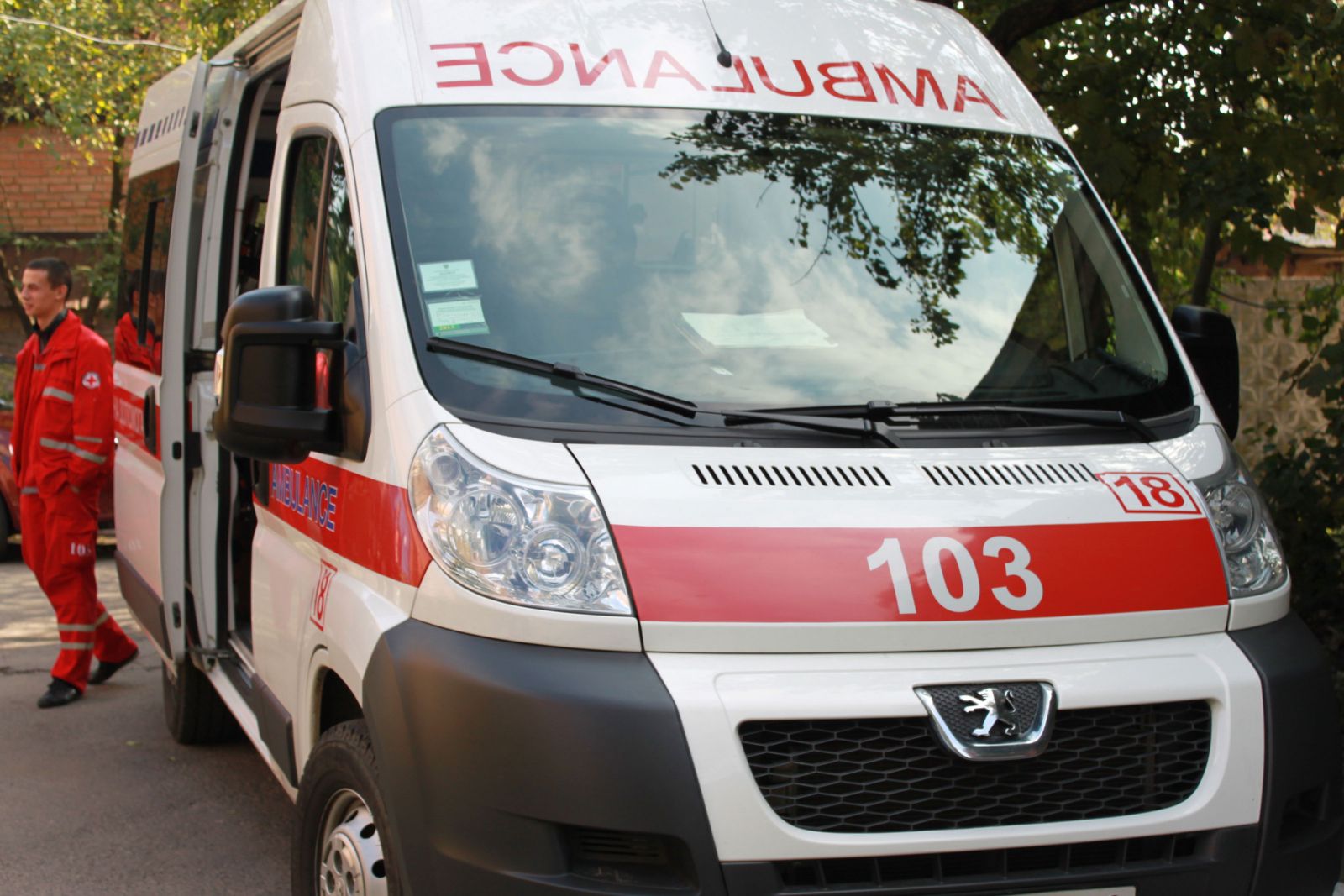 В Харькове трамвай сбил человека
