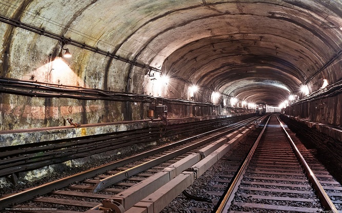 Харьков начнет строить новые станции метро - Терехов