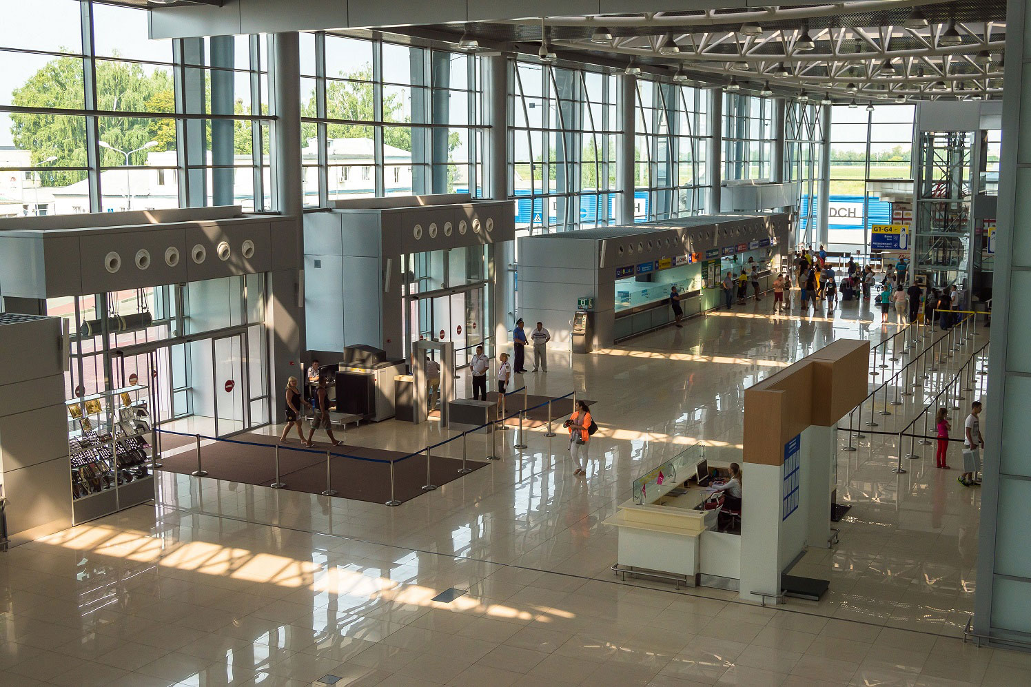 В харьковском аэропорту выявили пассажиров с коронавирусом